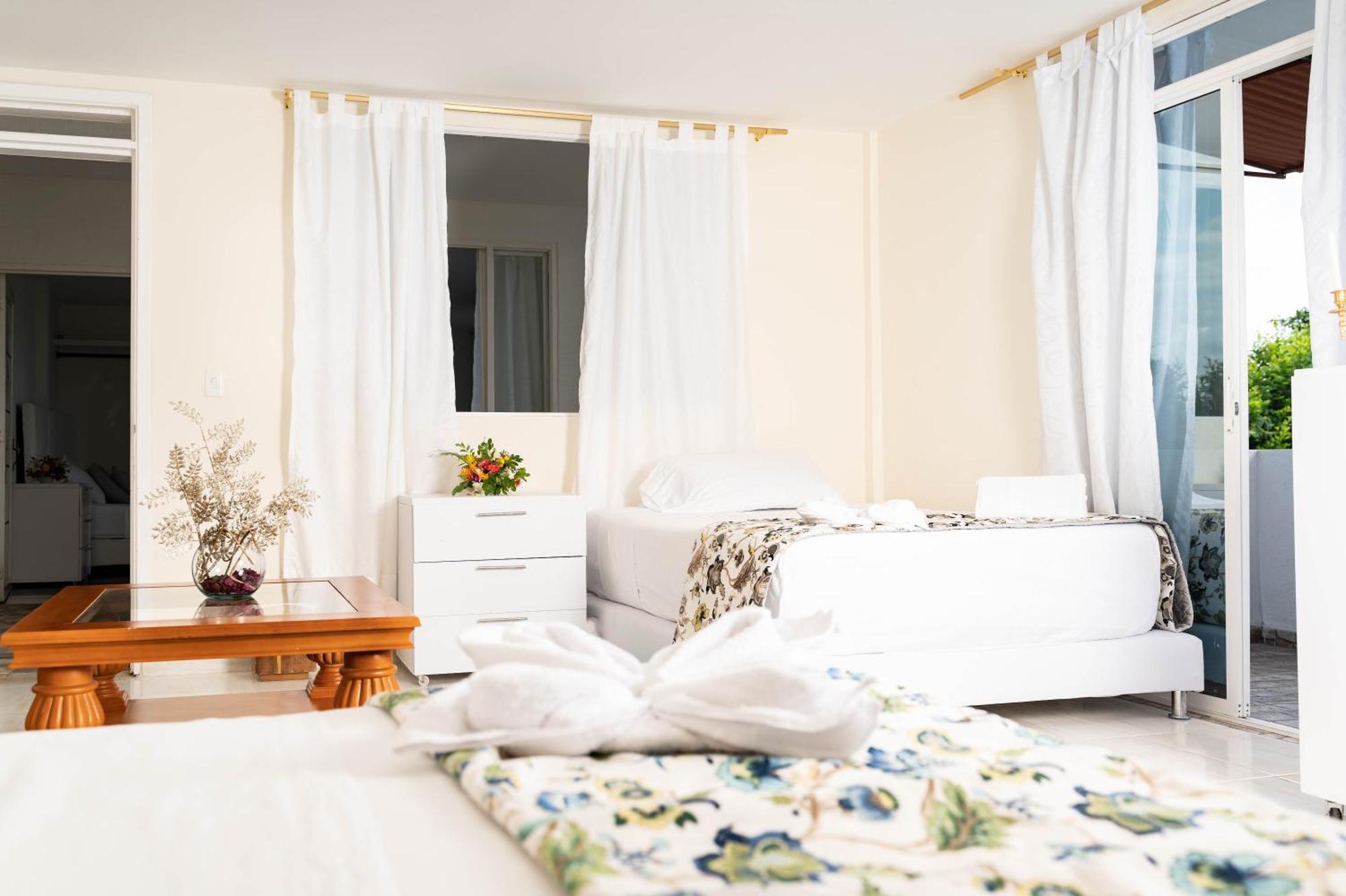 Finca Hotel La Quinta De Torrione กิมบายา ภายนอก รูปภาพ